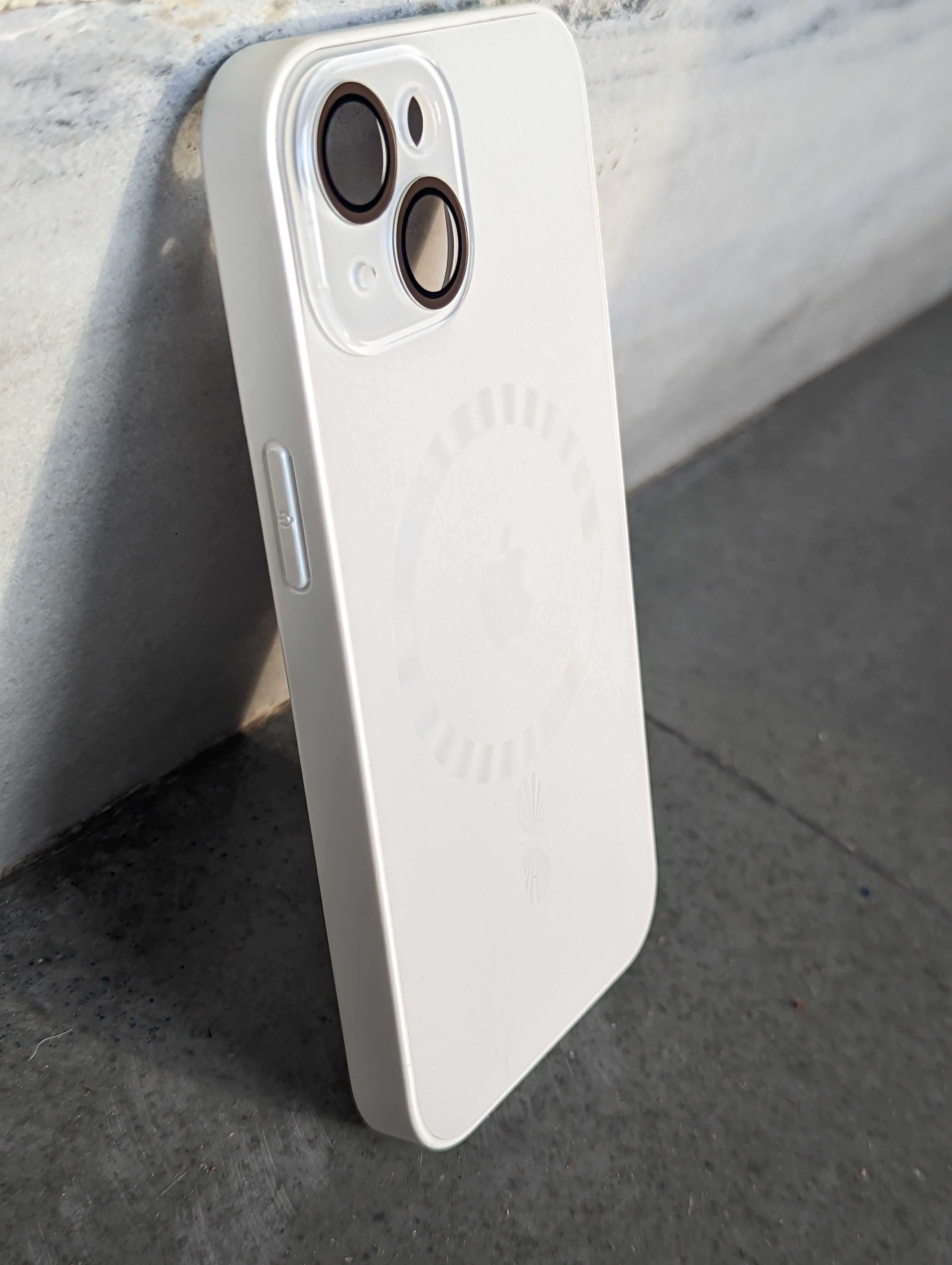 Glossy Electroplated Camera Lens Protection Magsafe Case For iPhone 14 Pro