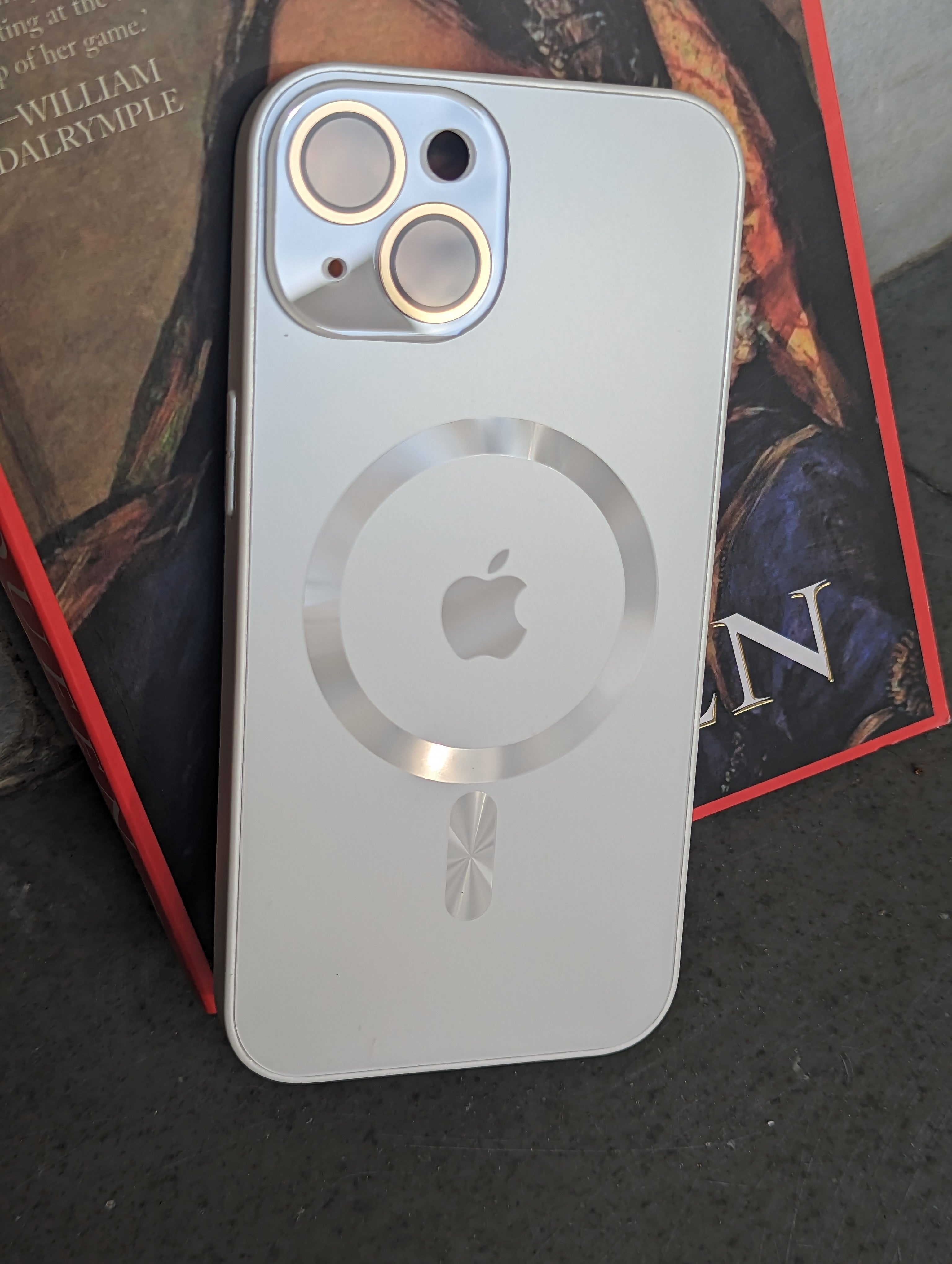 Glossy Electroplated Camera Lens Protection Magsafe Case For iPhone 14